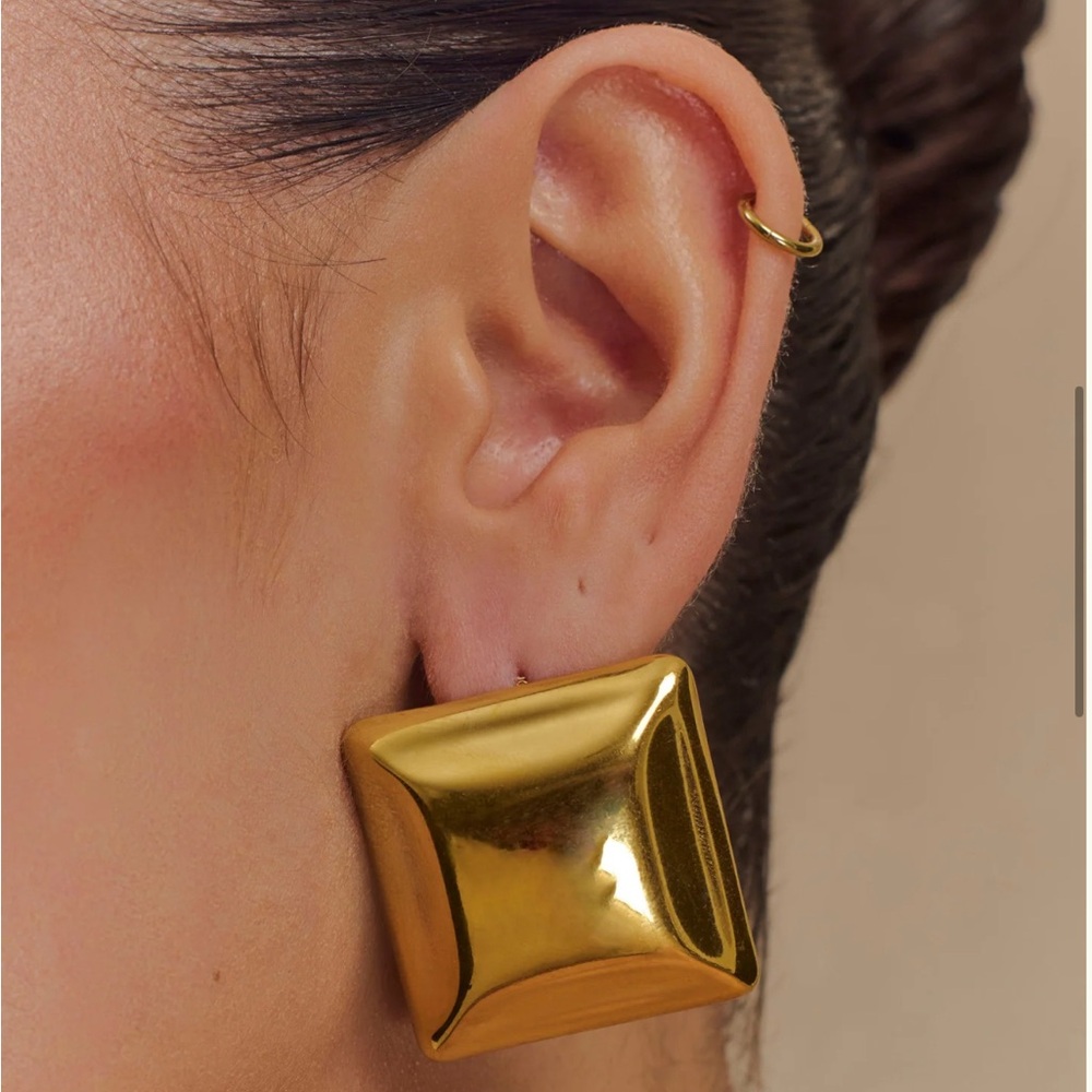 Meshki Gold Stainless Steel Wilma Square Earrings